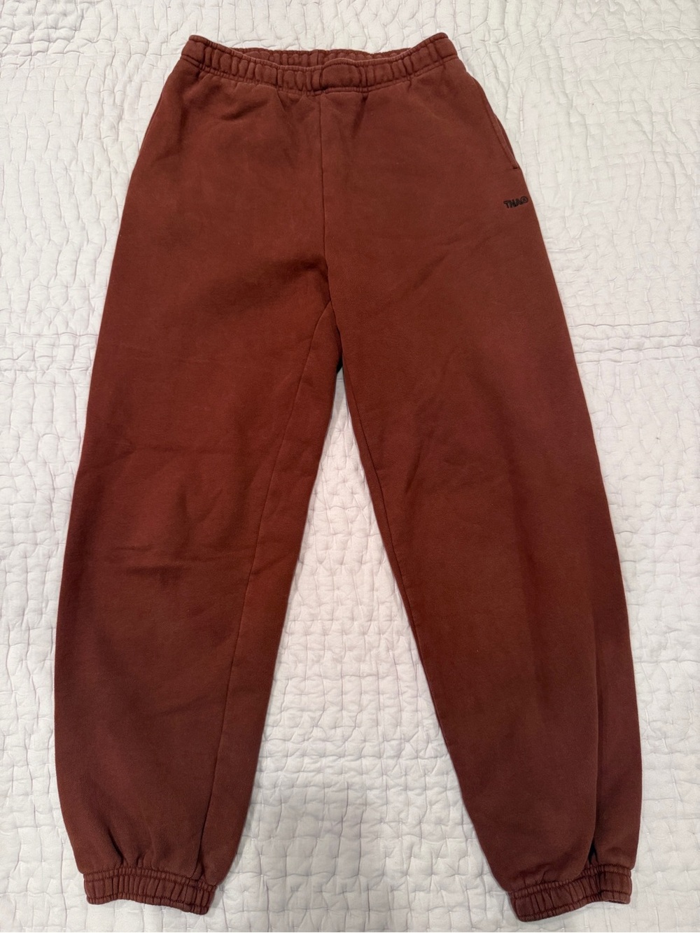 Aritzia TNA Sweatfleece Cozy Fleece Mega Fit Cuffed Sweatpants